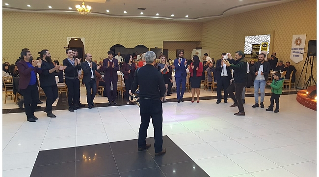 KUAFÖRLER, DAYANIŞMA GECESİNDE BİR ARAYA GELDİ