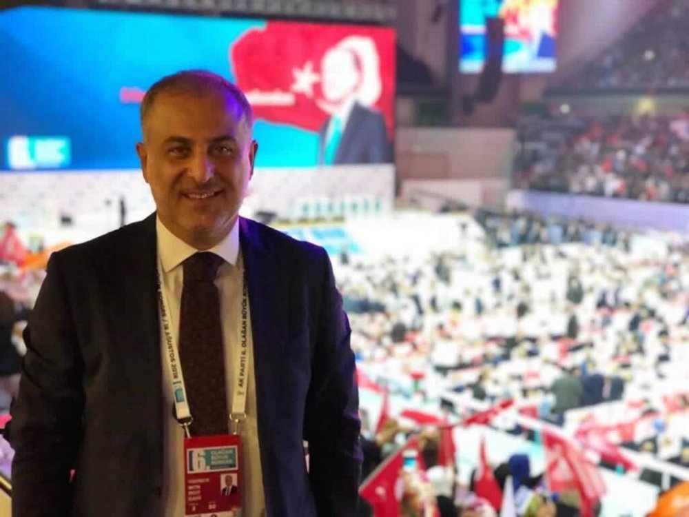 “ERDOĞAN TARİHİN ÖVGÜ İLE BAHİS EDECEĞİ BİR LİDER”