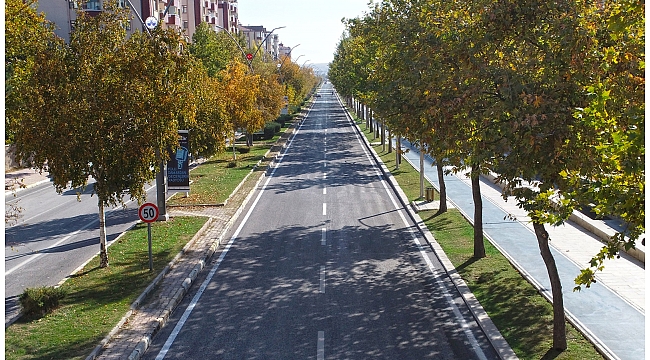 İMAM EFENDİ BULVARI YENİLENDİ