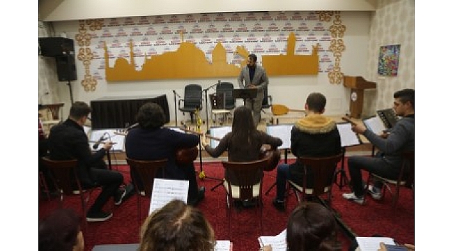 ELAZIĞ BELEDİYESİ TÜRK HALK MÜZİĞİ KOROSU İLK KONSERİNE HAZIRLANIYOR