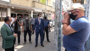 Maskeyi düzgün takmayanları gören Vali uyardı: "Virüs yakaladığı anda yatırıyor"