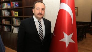 Milletvekili Ağar," DHKP-C'li katillerinin fotoğrafını binasına asanlar da haindir, alçaktır'