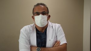 Covid-19'u yenen doktor tekrar görevine başladı, "Maske" ve "Karantina" uyarısı yaptı