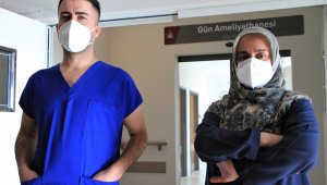 Covid-19'u iki kez atlatıp görevlerine dönen sağlıkçılar uyardı: "Bu işin şakası yok"