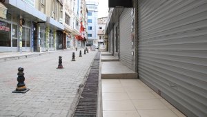 Elazığ'da cadde ve sokaklarda kısıtlama sessizliği