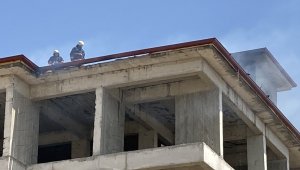 Elazığ'da çatı yangını