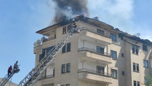 Elazığ'daki yangın söndürüldü