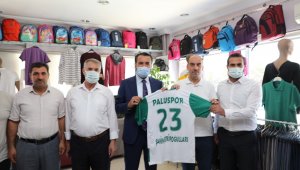 Başkan Şerifoğulları, "Belediyecilik hizmetleri gönül işidir"