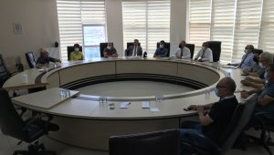 Elazığ'da pandemi ve aşılama konulu istişare toplantısı düzenlendi