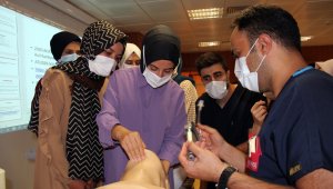 FÜ Hastanesinde göreve yeni başlayan sağlık çalışanlarına CPR eğitimi verildi