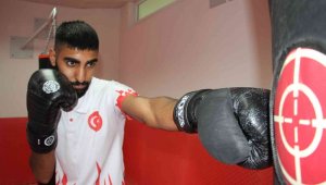 Çocukluk hayalini gerçeğe dönüştürdü, şimdi dünya şampiyonasına hazırlanıyor