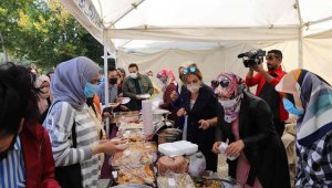 Elazığ'da Fırat Üniversitesi Kadın Kolları tarafından hayır çadırı açıldı