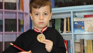 Matematiği sevmediği halde girdiği yarışmada dünya şampiyonu oldu