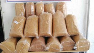 Elazığ'da 130 kilo kıyılmış tütün ele geçirdi