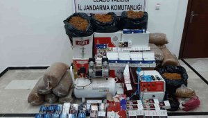 Elazığ'da 60 bin lira değerinde kaçak tütün ürünleri ele geçirildi