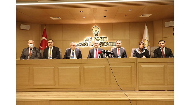 Adalet Bakanı Gül: "AK Parti milletle beraber yol yürüme siyasetinin adıdır"