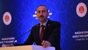 Adalet Bakanı Gül: "Yargı adaleti insanımızın sığınacağı en son limandır, çaredir"