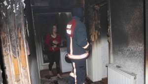 Eski sevgilisinin evini benzin döküp ateşe verdi: 1'i çocuk 3 kişi balkonda atlayarak canını kurtardı