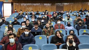 FÜ'de TÜBİTAK 2209-A Proje yazma eğitimleri verildi