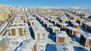 Elazığ'da 24 Ocak depreminin ardından 17 bin 95 konut ve 243 iş yeri hak sahiplerine teslim edildi