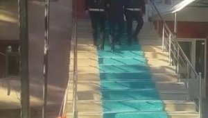 Elazığ'da çaldıkları kabloları il dışına satan 2 şüpheli yakalandı