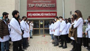 Elazığ'da hayatını kaybeden tıp öğrencisi için arkadaşları anma töreni düzenledi