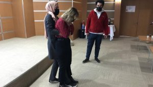 Elazığ'da Kızılay tarafından hastane çalışanlarına ilk yardım eğitimi verildi