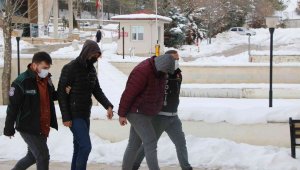 Elazığ'da uyuşturucuyla mücadele: 2 tutuklama