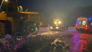 Yollar kapandı, ekipler hasta vatandaşa ulaşmak için seferber oldu