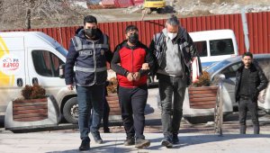 Elazığ'da rögar kapağı çalan şüpheli tutuklandı