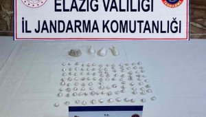 Jandarma uyuşturucu tacirlerine geçit vermiyor