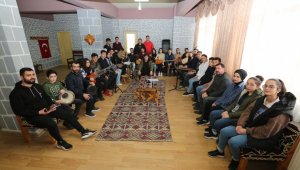Elazığ Belediyesinden çocuk ve gençlere müzik eğitimi