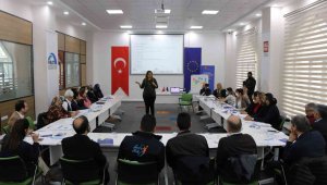 Elazığ'da "İşin Var, Gücün Var" çalıştayı düzenlendi