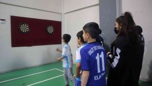 Dart turnuvası Polis Haftası için düzenlendi