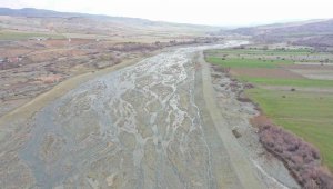 Elazığ dere ıslah çalışmaları sürüyor