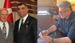 Milletvekili Erol'dan eski vekil Öztürk'e bayram telefonu