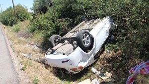 Elazığ'da otomobil takla attı: 6 yaralı