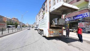 Elazığ Belediyesinden bayram sonrası temizlik ve ilaçlama çalışması