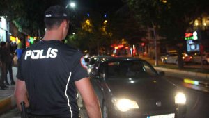 Elazığ'da denetimler gece boyu sürdü