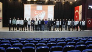 Elazığspor'da yönetim görev dağılımını yaptı