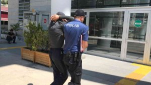 Hırsızlık için girdikleri iş yerinde suçüstü yakalanan 2 şüpheli gözaltına alındı