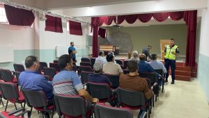 Jandarmadan okul servisi şoförlerine eğitim