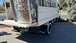 Kesimhaneden 1 milyon lira değerinde soğutucu çalan 3 şüpheli, kaçmaya çalışırken yakalandı