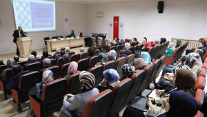 Elazığ'da 'Felsefe ve Din Bilimleri' sempozyumu
