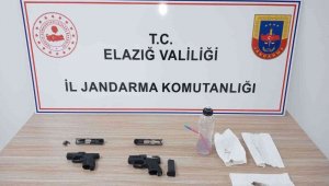 Elazığ'da ruhsatsız silah ele geçirildi