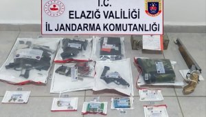 Evini silah atölyesine çeviren şüpheli yakalandı