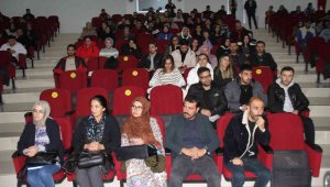 Üniversite öğrencilerine 'bağımlılıkla mücadele' konferansı