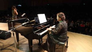 Elazığ'da 'Piyano eşliğinde eserler' konseri düzenlendi