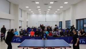 FÜ'de personel arası masa tenisi turnuvası sona erdi