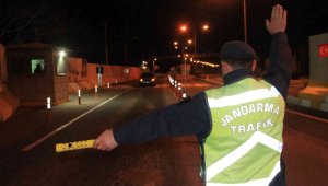 Vali Toraman: "İl genelinde 2 bin 354 personel ile emniyet ve asayişi sağlamaya çalışıyoruz"